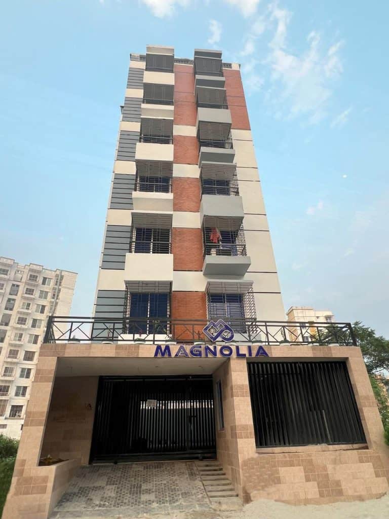Arzuda's Lakehouse - Magnolia Properties Ltd.